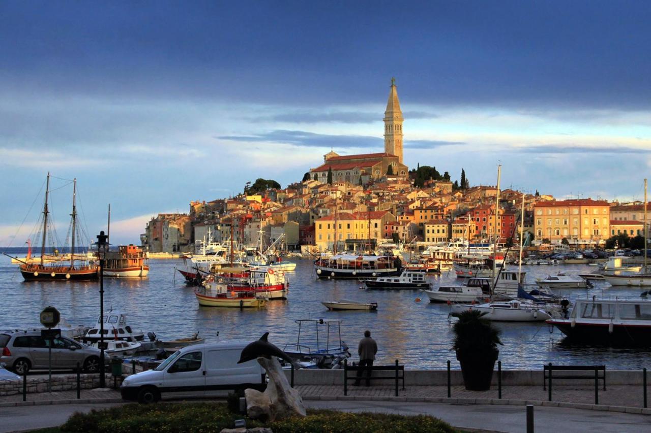 Apartments And Rooms With Parking Space Rovinj - 7170 Buitenkant foto