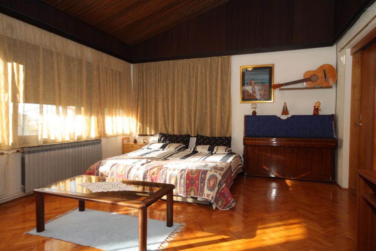 Apartments And Rooms With Parking Space Rovinj - 7170 Buitenkant foto